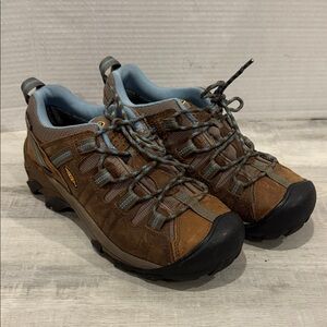 Men's Brown Hiking Shoes